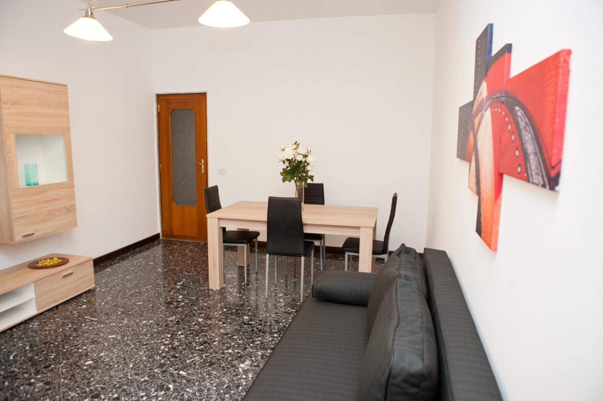Апартаменты Maipiusenza House Монополи Экстерьер фото